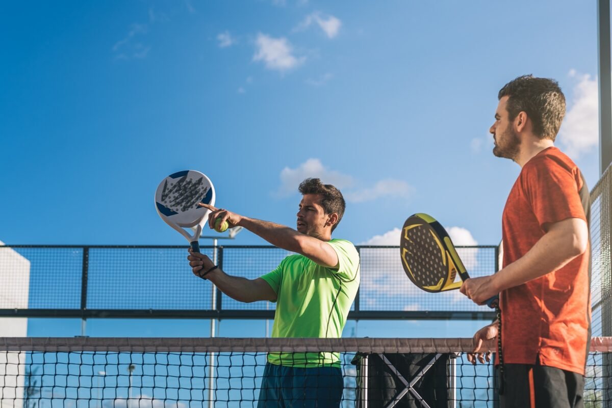 Réaliser une bonne lecture de la balle est le plus important au padel.